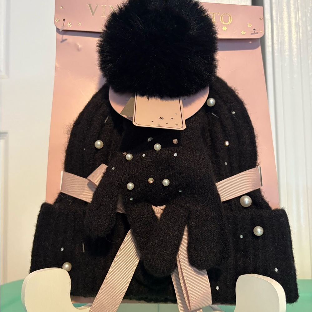 Vince Camuto Hat and Gloves Set